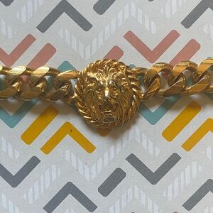 Gold Lion Chain necklace